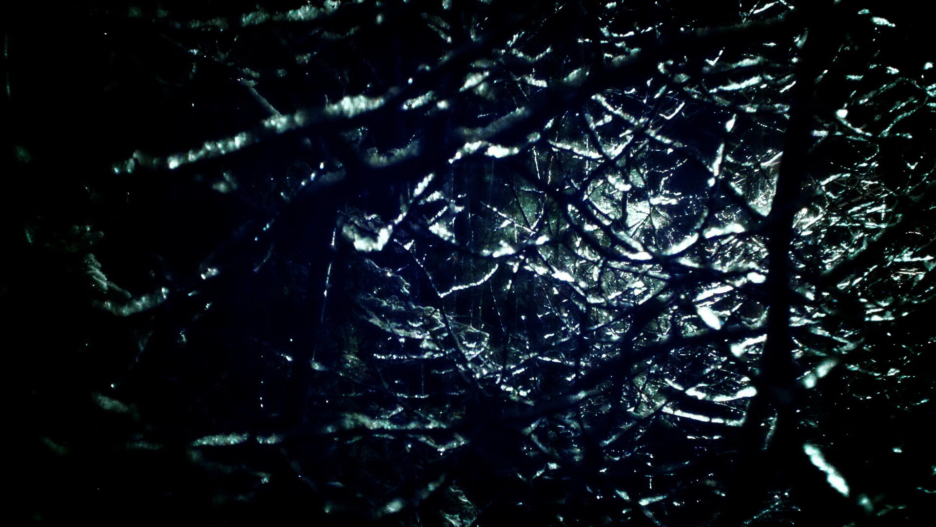 开云体育登录-错位时空的对决？当广厦三分雨遇上雄鹿巨兽阵，这出跨界焦点战燃爆想象