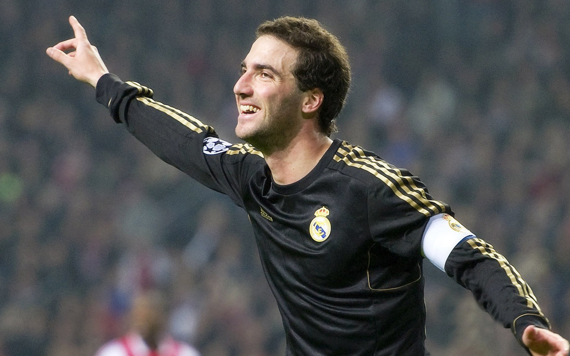 开云-王牌杀招！拉梅洛末节17分导演逆转，尼克斯主场沦陷成奥运门票争夺战背景板